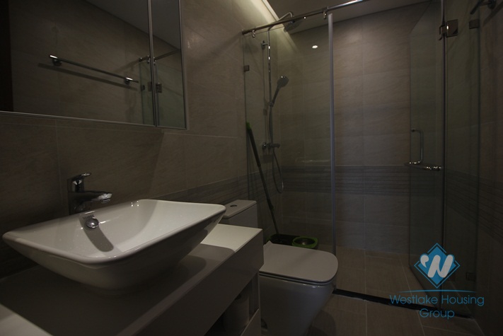 Beautiful four bedrooms apartment for rent in Vinhome Metropolis, Ba Dinh district, Ha Noi.